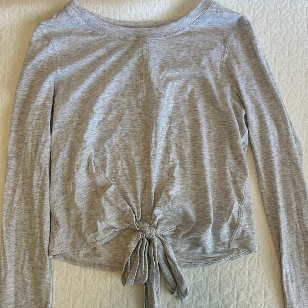 Gray long sleeve Lululemon top